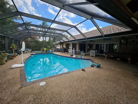 197 NW 113th Way Coral Springs FL 33071