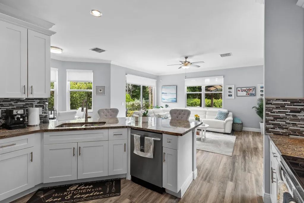 1104 NW Leonardo Circle Port St Lucie FL 34986