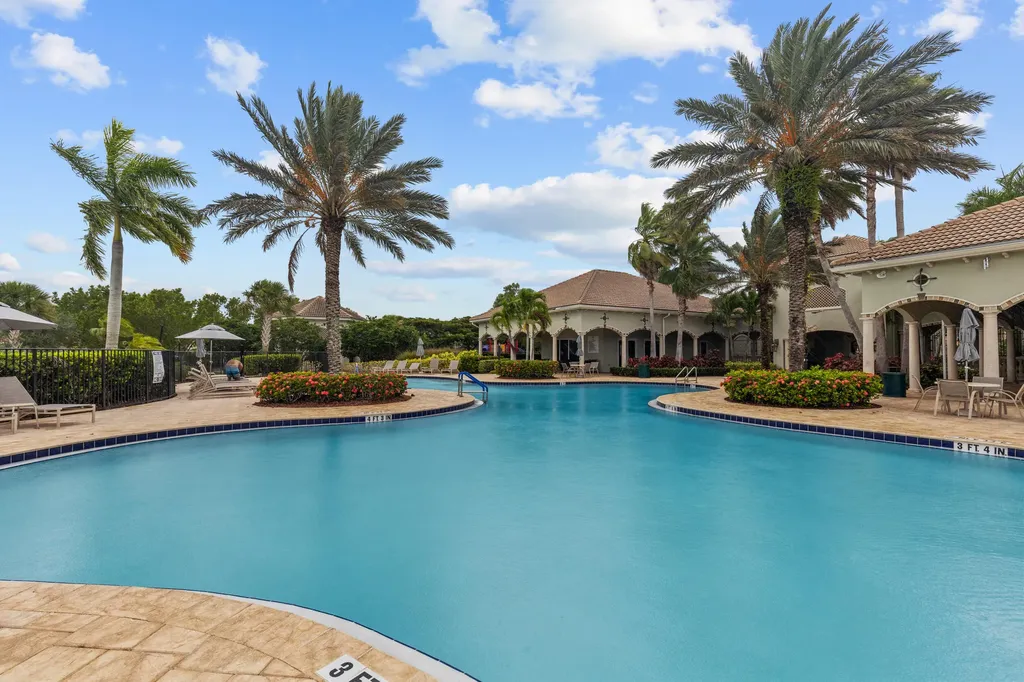 1104 NW Leonardo Circle Port St Lucie FL 34986