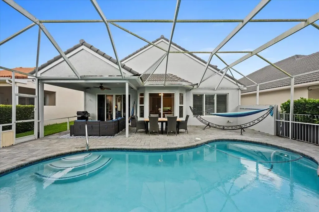 83 Satinwood Lane Palm Beach Gardens FL 33410