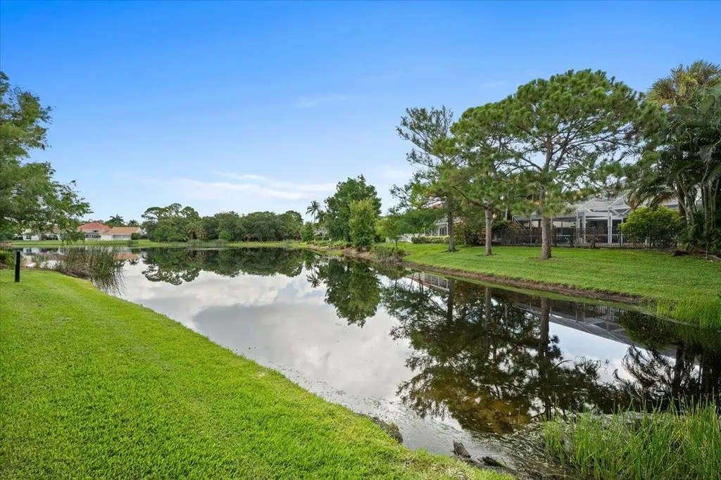 83 Satinwood Lane Palm Beach Gardens FL 33410