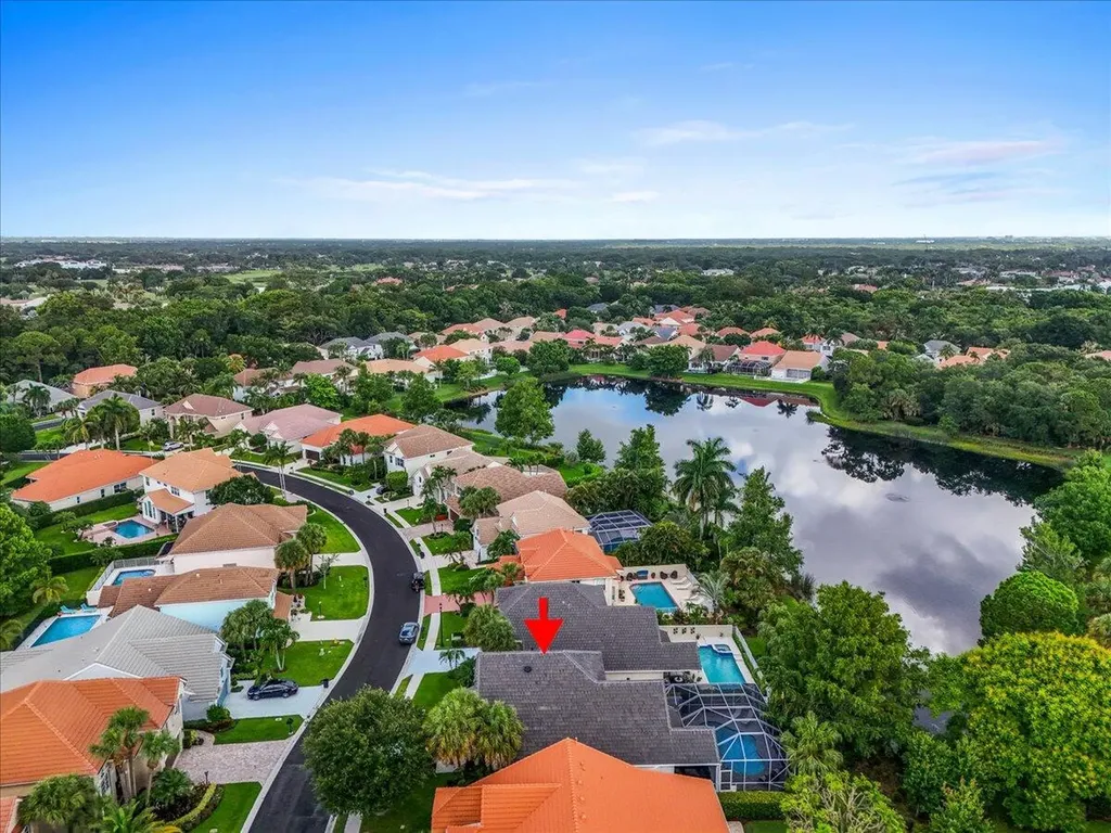 83 Satinwood Lane Palm Beach Gardens FL 33410
