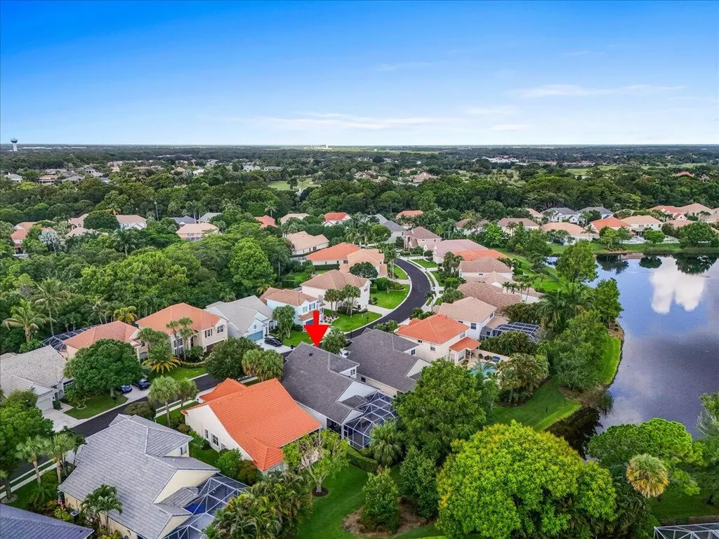 83 Satinwood Lane Palm Beach Gardens FL 33410