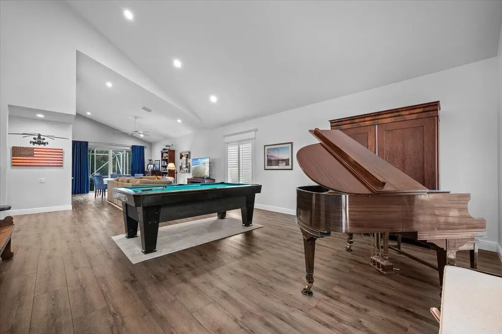 83 Satinwood Lane Palm Beach Gardens FL 33410