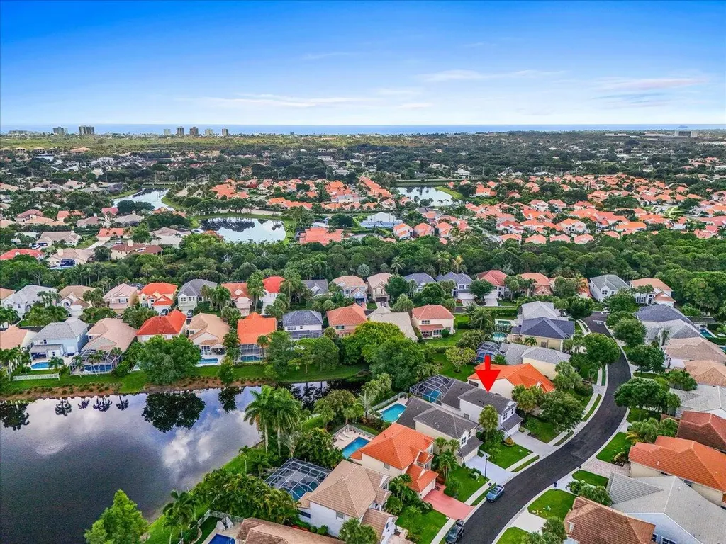 83 Satinwood Lane Palm Beach Gardens FL 33410