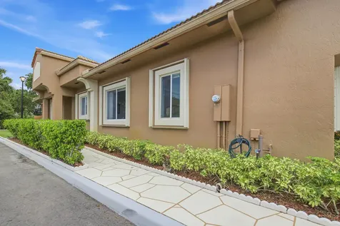 10216 Lombardy Drive Tamarac FL 33321