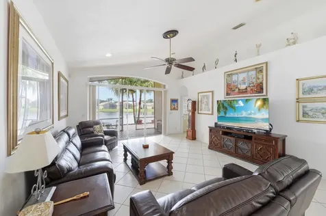 7229 Cataluna Circle Delray Beach FL 33446