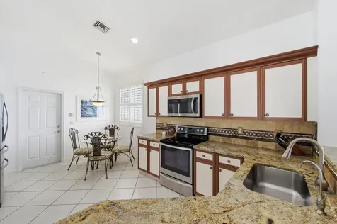 7229 Cataluna Circle Delray Beach FL 33446