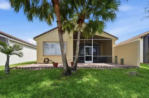 7229 Cataluna Circle Delray Beach FL 33446
