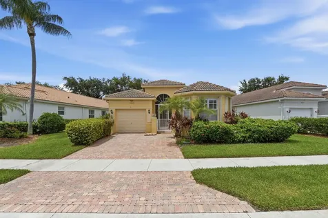 7229 Cataluna Circle Delray Beach FL 33446