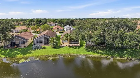 7229 Cataluna Circle Delray Beach FL 33446