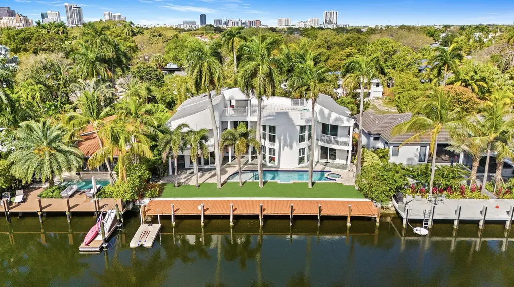 450 Victoria Terrace Fort Lauderdale FL 33301