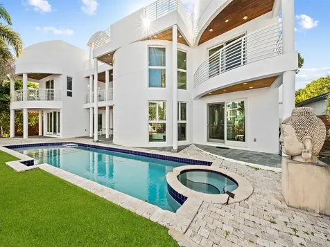 450 Victoria Terrace Fort Lauderdale FL 33301