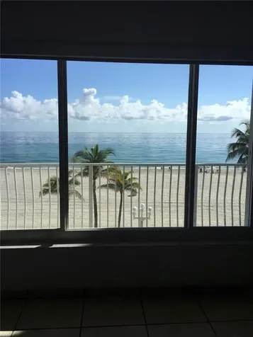 300 E Oregon Street E Hollywood FL 33019