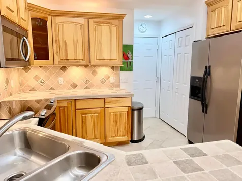2595 SE 6th Avenue Okeechobee FL 34974