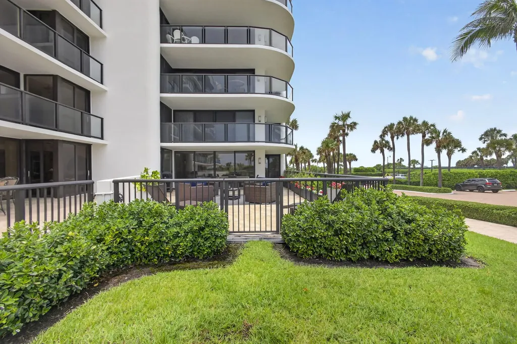 3440 S Ocean Boulevard Palm Beach FL 33480