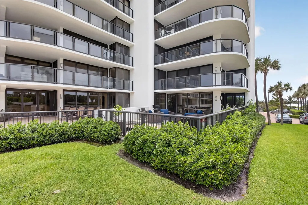 3440 S Ocean Boulevard Palm Beach FL 33480