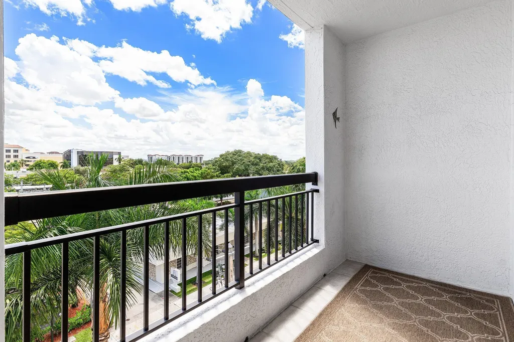 233 S Federal Highway Boca Raton FL 33432