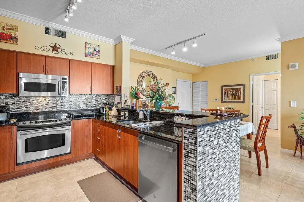 233 S Federal Highway Boca Raton FL 33432