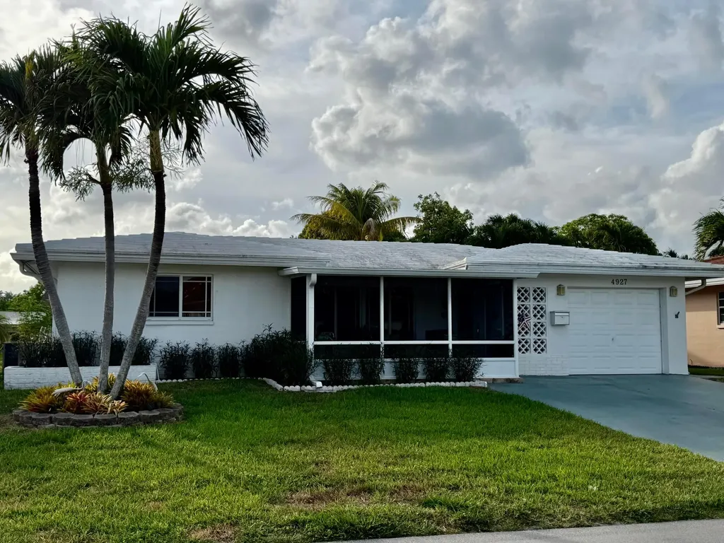 4927 NW 47th Terrace Tamarac FL 33319