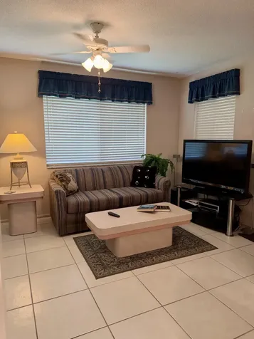4927 NW 47th Terrace Tamarac FL 33319