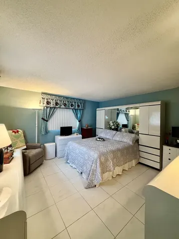 4927 NW 47th Terrace Tamarac FL 33319