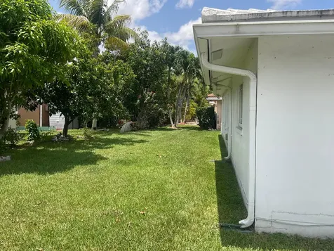 4927 NW 47th Terrace Tamarac FL 33319