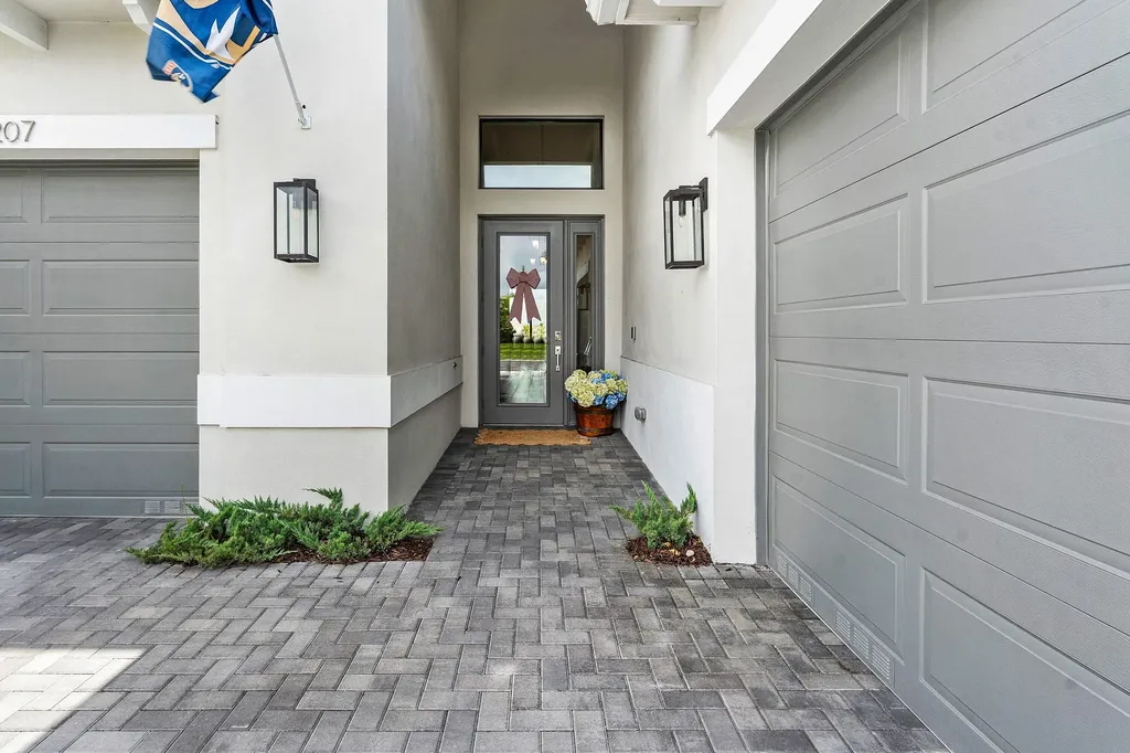 13207 Feathering Way Palm Beach Gardens FL 33412