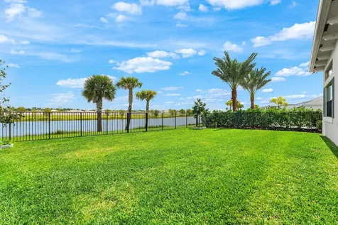 13207 Feathering Way Palm Beach Gardens FL 33412