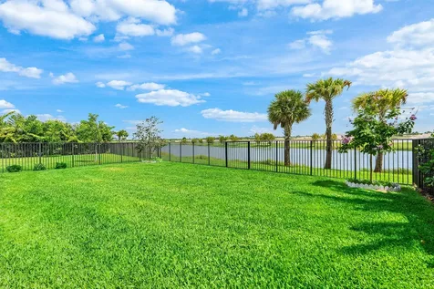 13207 Feathering Way Palm Beach Gardens FL 33412