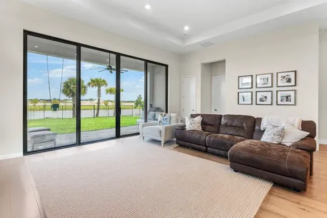 13207 Feathering Way Palm Beach Gardens FL 33412