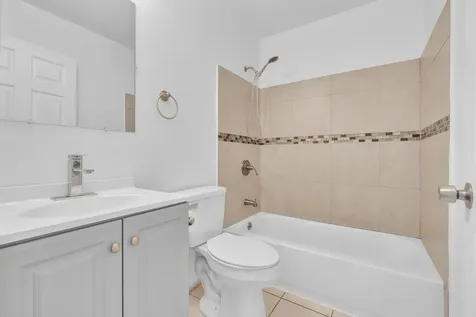 11225 W Atlantic Boulevard Coral Springs FL 33071