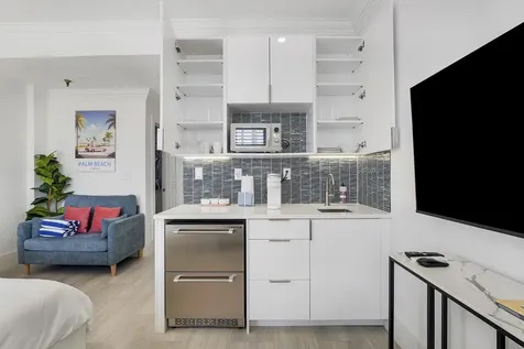 235 Sunrise Avenue Palm Beach FL 33480