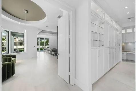 419 E Coconut Palm Road Boca Raton FL 33432