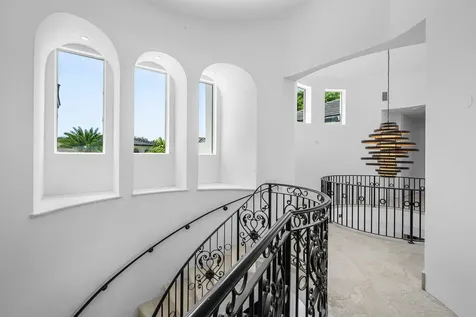419 E Coconut Palm Road Boca Raton FL 33432