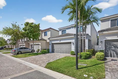325 NW 33rd Lane Pompano Beach FL 33069
