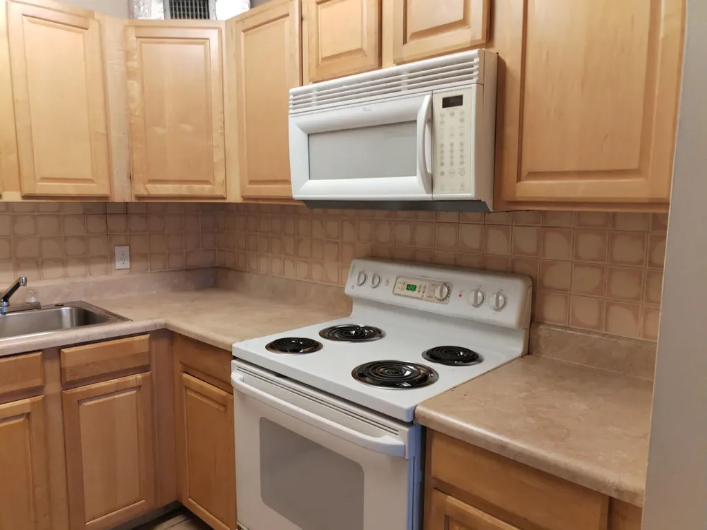 420 S B Street Lake Worth Beach FL 33460