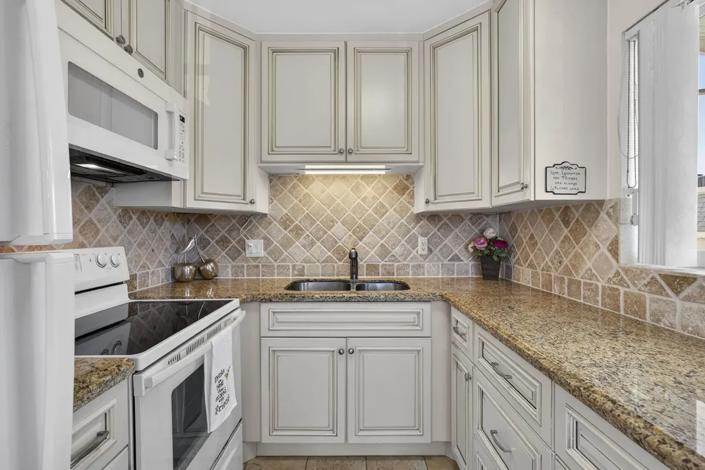 3402 Cynthia Lane Lake Worth Beach FL 33461
