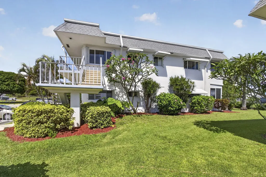 3402 Cynthia Lane Lake Worth Beach FL 33461