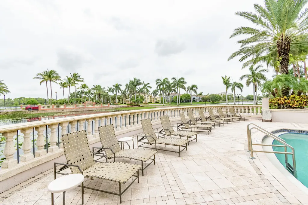 2803 Sarento Place Palm Beach Gardens FL 33410
