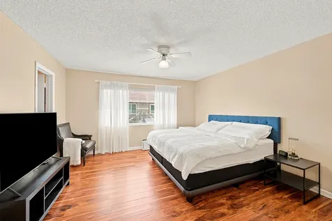 1227 Sussex Drive North Lauderdale FL 33068