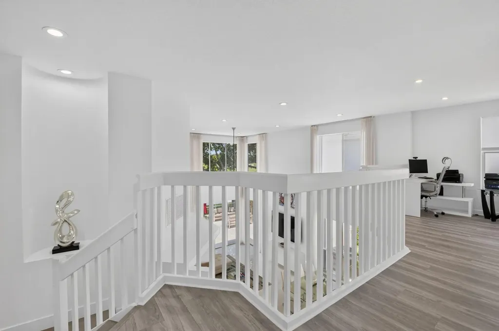 5835 NW 42nd Terrace Boca Raton FL 33496