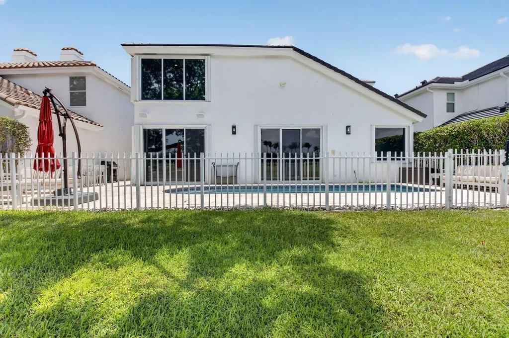 5835 NW 42nd Terrace Boca Raton FL 33496