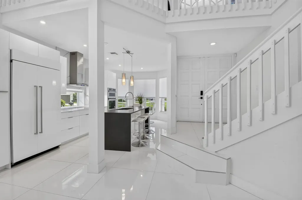 5835 NW 42nd Terrace Boca Raton FL 33496