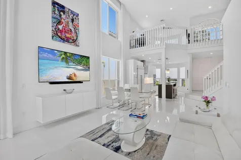 5835 NW 42nd Terrace Boca Raton FL 33496