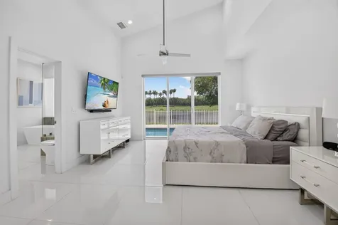 5835 NW 42nd Terrace Boca Raton FL 33496