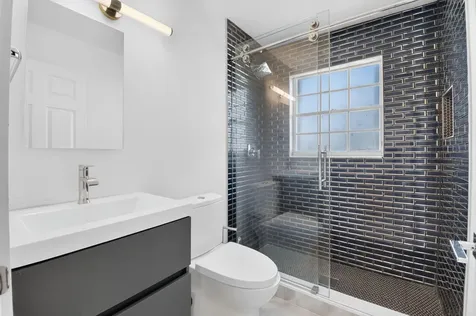 5835 NW 42nd Terrace Boca Raton FL 33496