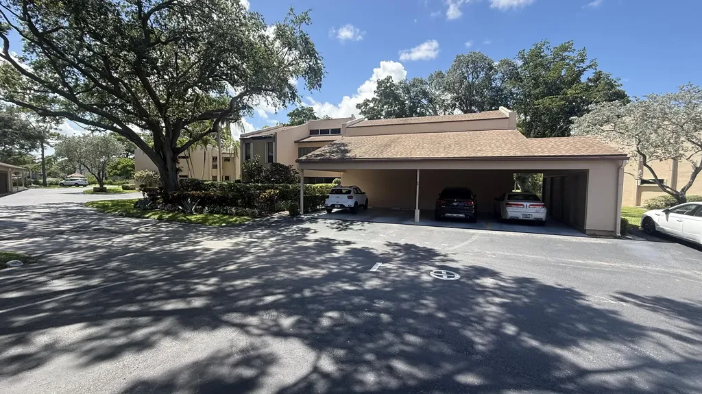 6474 Pumpkin Seed Circle Boca Raton FL 33433