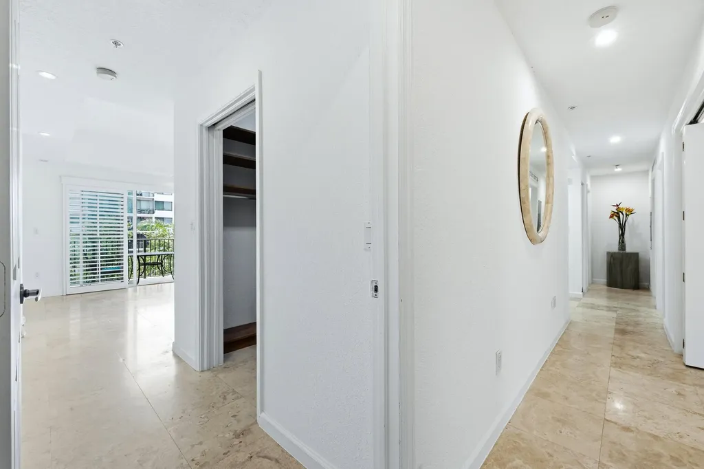1640 Presidential Way West Palm Beach FL 33401