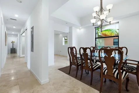1640 Presidential Way West Palm Beach FL 33401